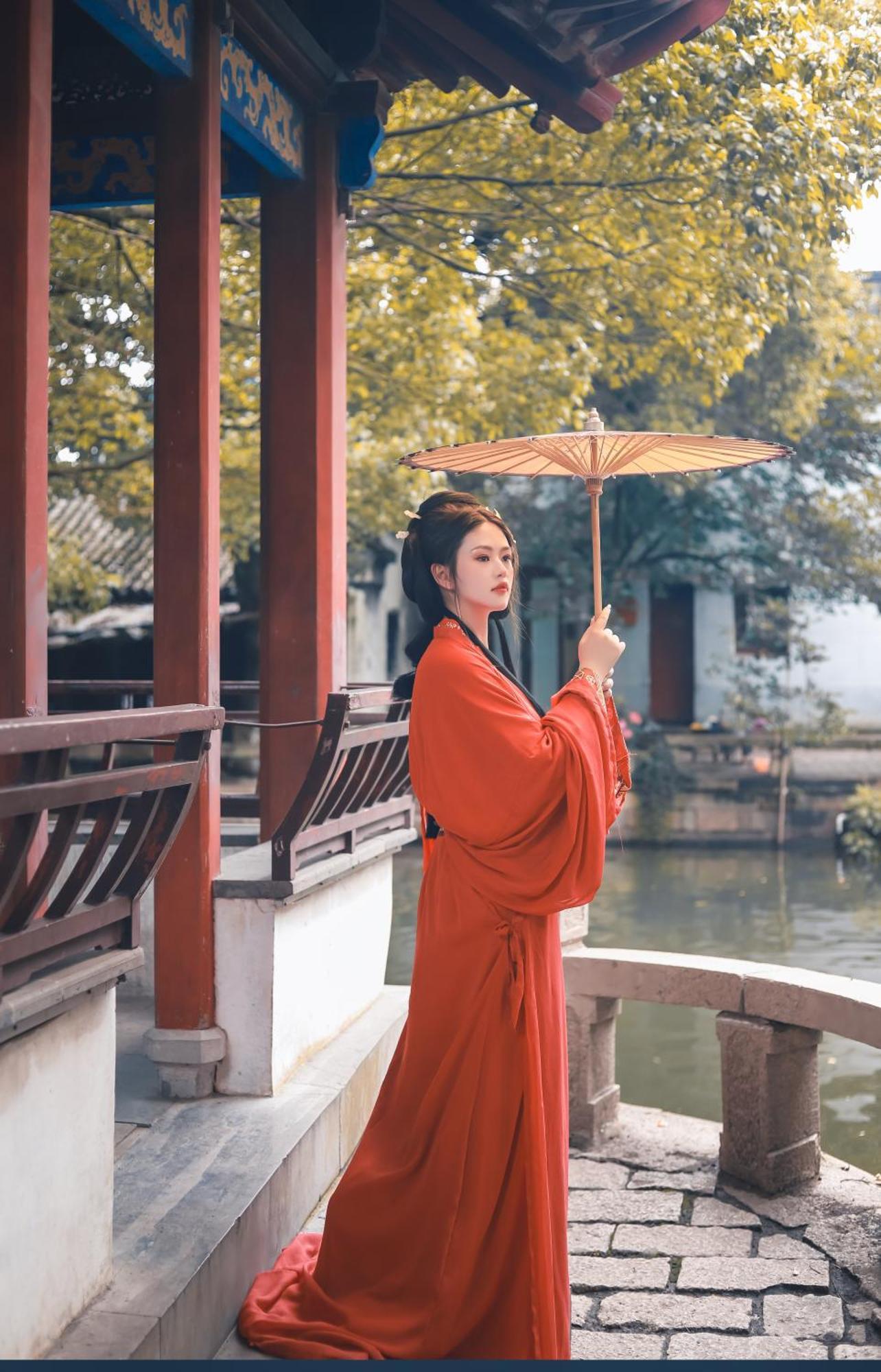 Tongli Slowlife River View Inn *