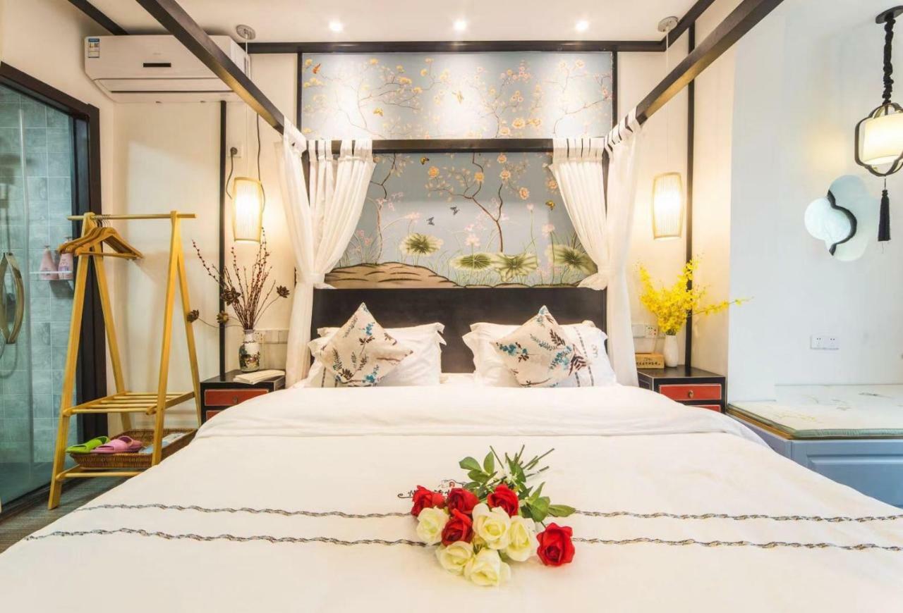 Homestay Tongli Slowlife River View Inn *